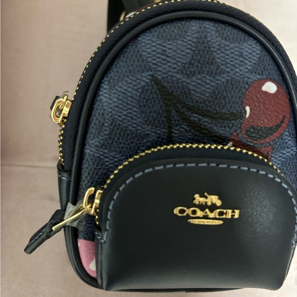❌SOLD❌ Coach Signature Canvas With Cherry Denim Print Wallet and Charm - Picture 4 of 7